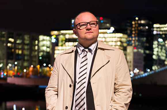 „Promowanie jednych grup społecznych w miejscu pracy, kosztem praw i wolności innych ludzi jest dyskryminacją” – wywiad z Arturem Kubikiem (Solidaritet Norge)