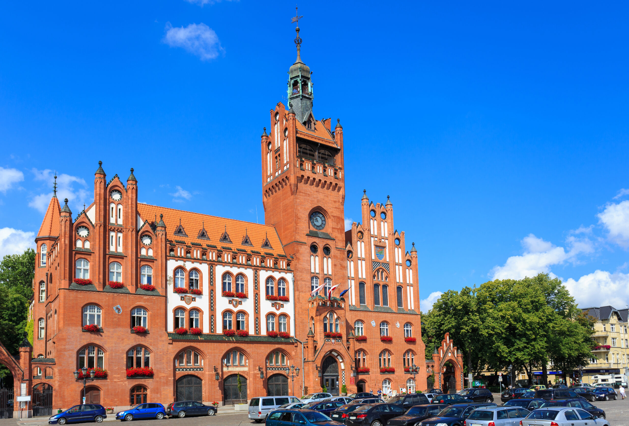 Podpisanie genderowej Karty Równości Kobiet i Mężczyzn przez prezydent Słupska to symboliczny gest, bez żadnych konsekwencji prawnych