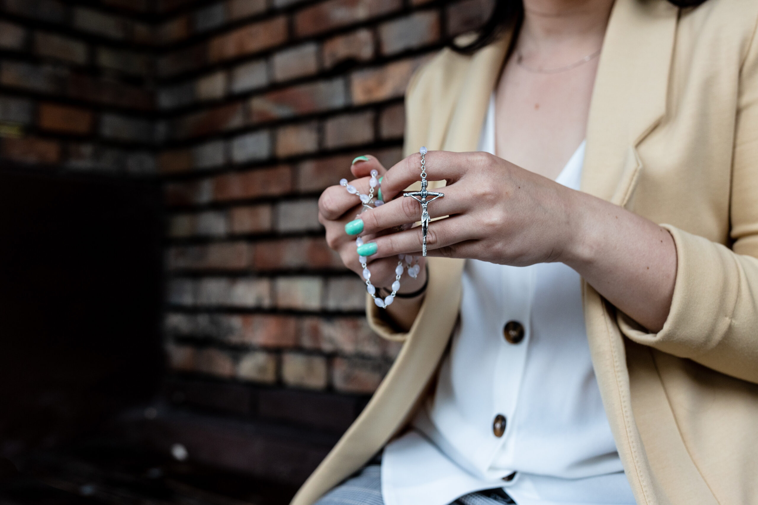 Zakaz modlitwy przed klinikami aborcyjnymi ciosem w podstawowe wolności