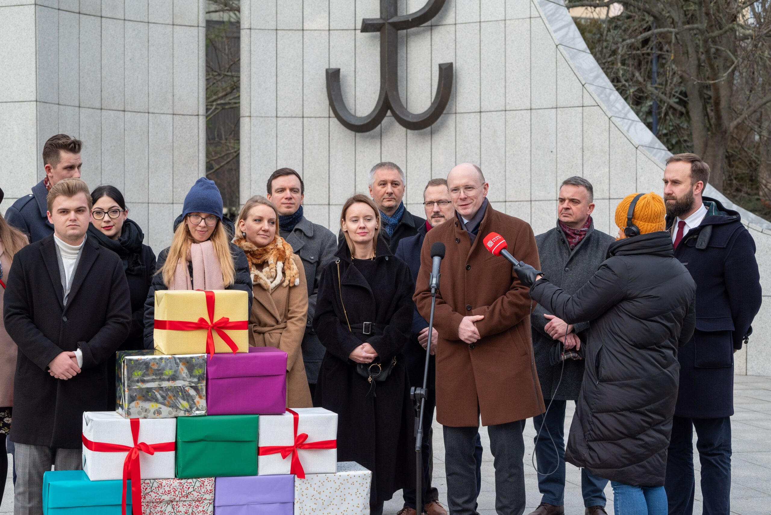 Finał akcji „Stop narkotykowi pornografii”. Ponad 200 tys. podpisów trafiło do Sejmu