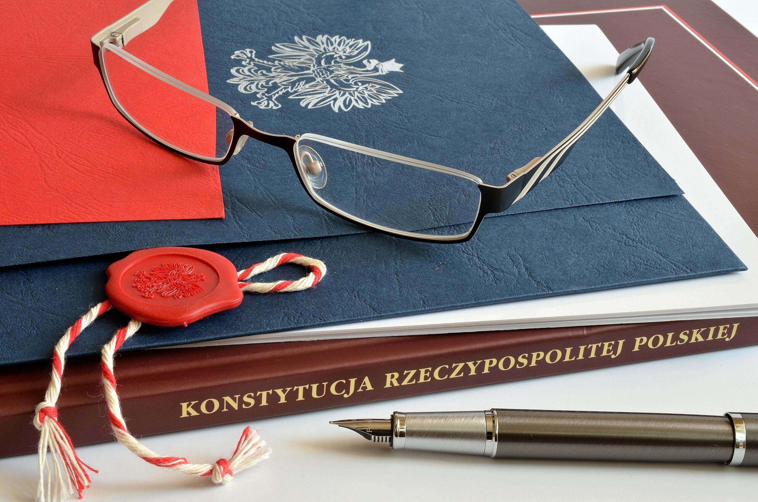 Rząd chce ustawą wymusić wykonywanie orzeczeń trybunału w Strasburgu wbrew polskiej Konstytucji