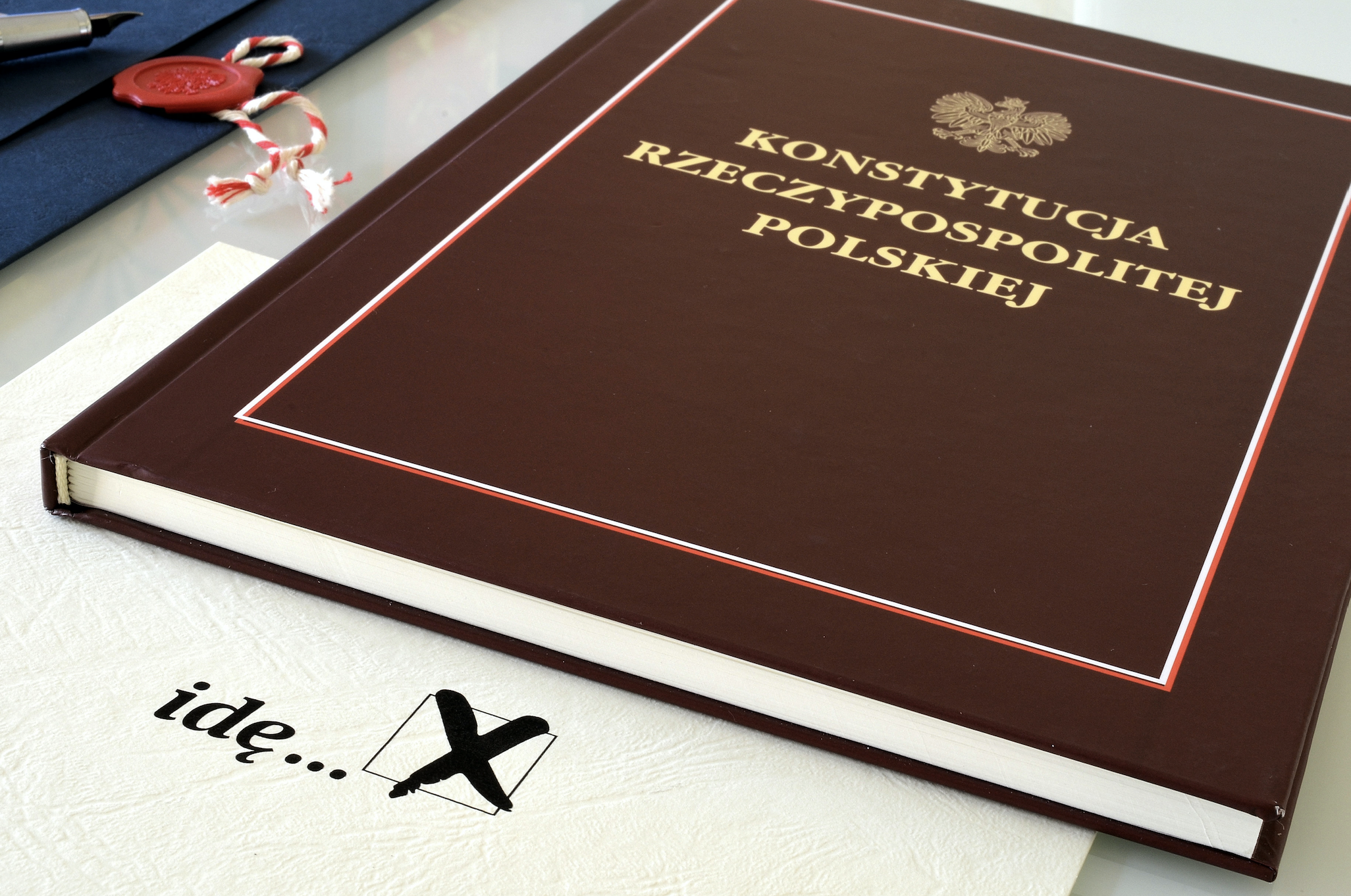 W sprawie aborcji, Rafał Trzaskowski obiecuje wyborcom, że nie będzie przestrzegał Konstytucji RP