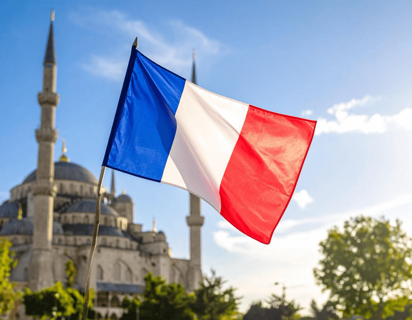 Radykalny imam skarży Francję za brak kary dla jego krytyków