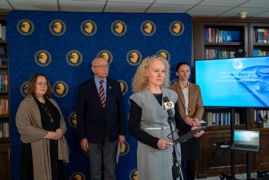 Konferencja prasowa pt. „Uratujmy szpitale przed nielegalnymi wytycznymi aborcyjnymi”